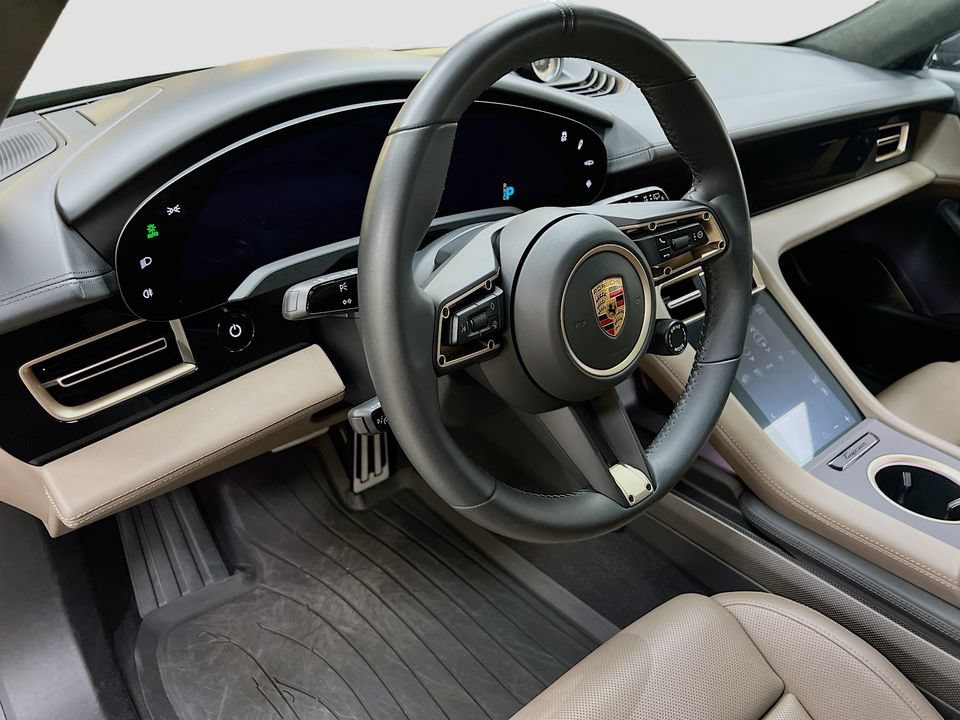 Certified 2022 Porsche Taycan Turbo S AWD/4WD image 4
