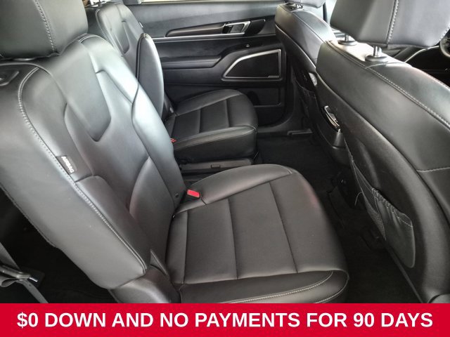 Used 2025 Kia Telluride S FWD image 31