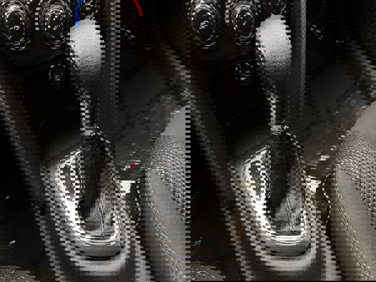 Used 2016 Dodge Dart SXT image 11