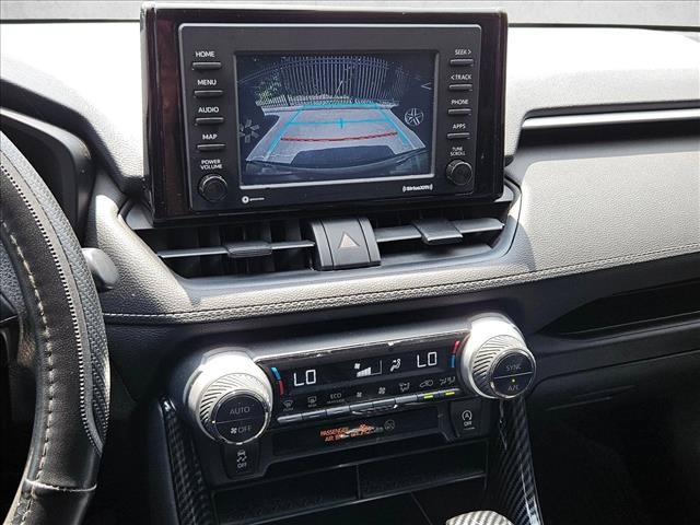 Used 2021 Toyota RAV4 XLE w/ Convenience Package FWD image 14