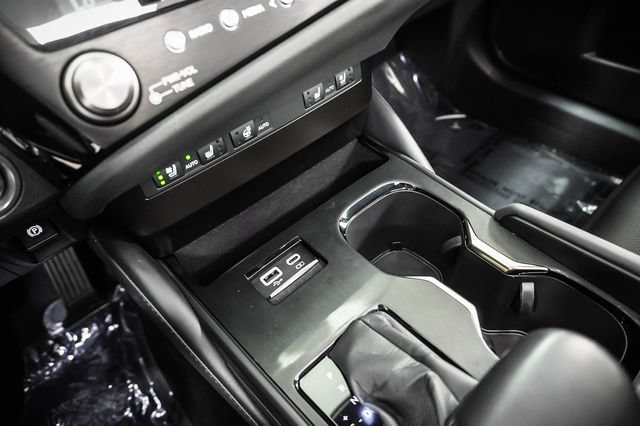 Certified 2025 Lexus ES 300h w/ Premium Package FWD image 17