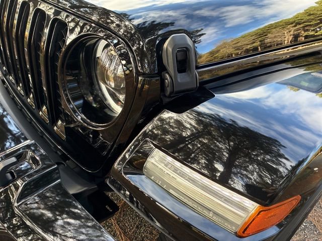 Used 2023 Jeep Gladiator Overland image 11