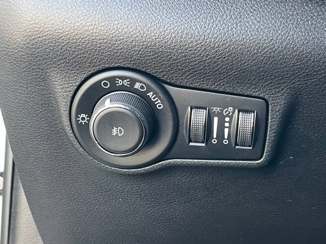 Used 2026 Jeep Compass Limited AWD/4WD image 19