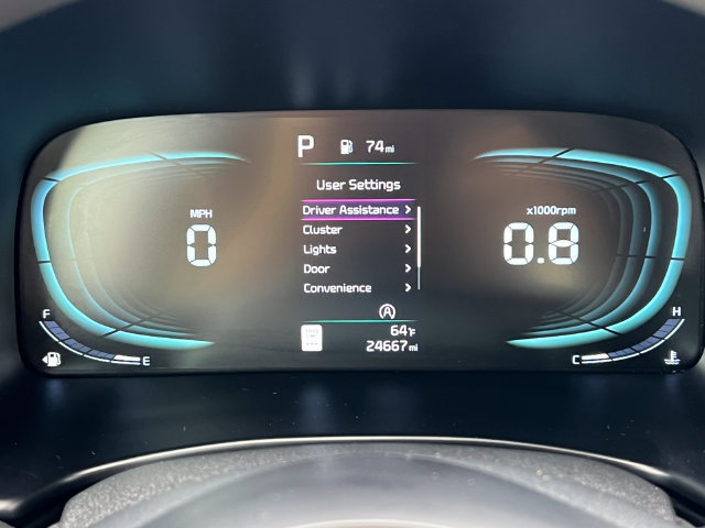 Used 2025 Kia Soul LX w/ LX Technology Package FWD image 16
