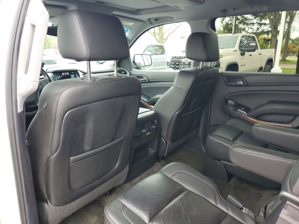 Used 2015 Chevrolet Tahoe LTZ AWD/4WD image 35