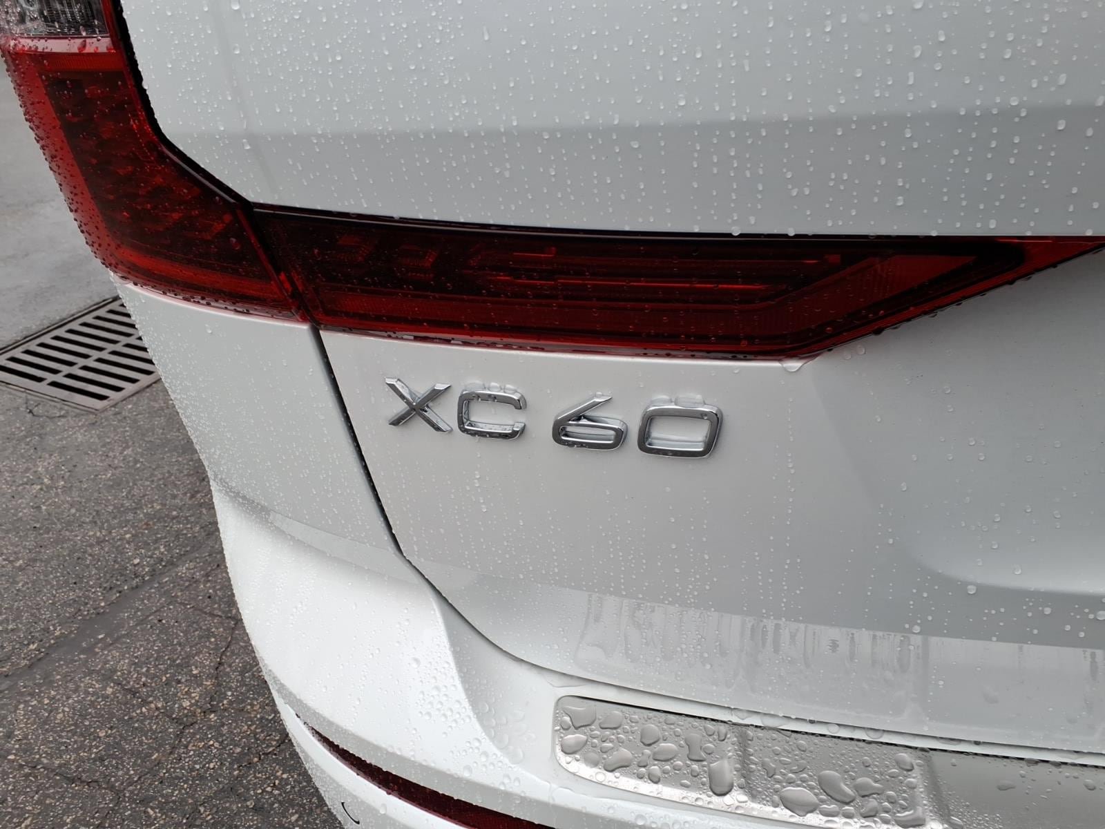 New 2026 Volvo XC60 T8 Plus w/ Protection Package Premier AWD/4WD image 5