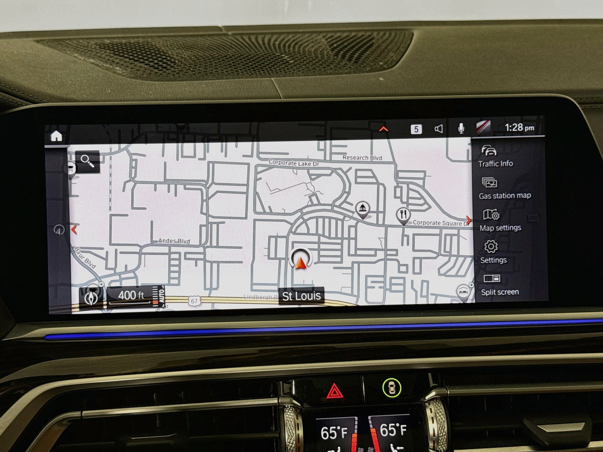 Used 2021 BMW X7 xDrive40i w/ Premium Package AWD/4WD image 16