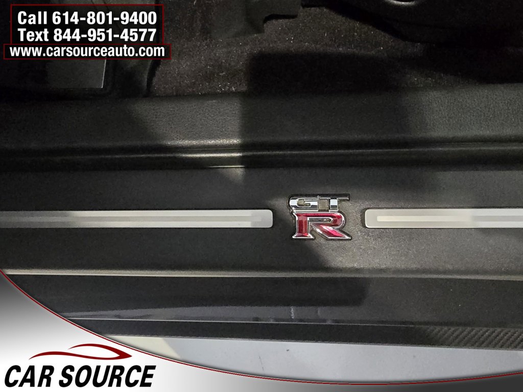 Used 2009 Nissan GT-R Premium image 33