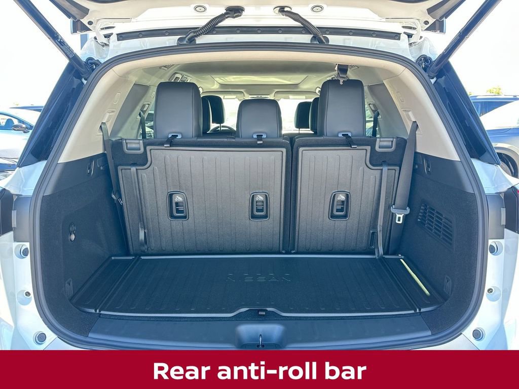 New 2025 Nissan Pathfinder Platinum w/ Cargo Package image 40