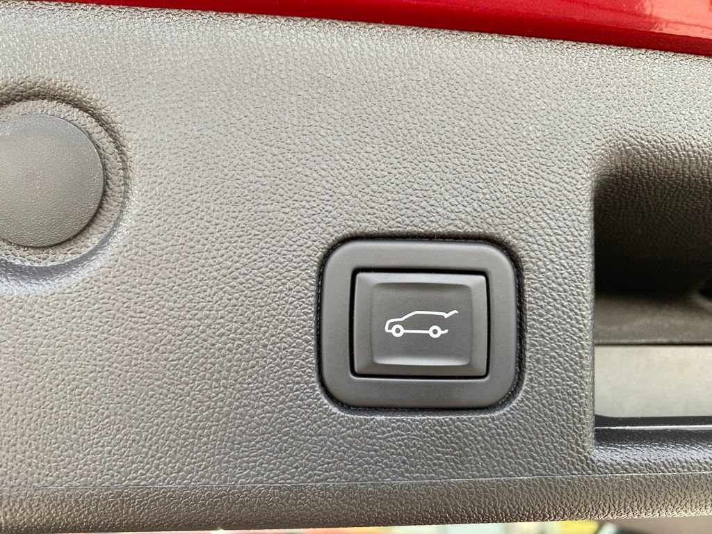 Certified 2023 Chevrolet Equinox Premier AWD/4WD image 30