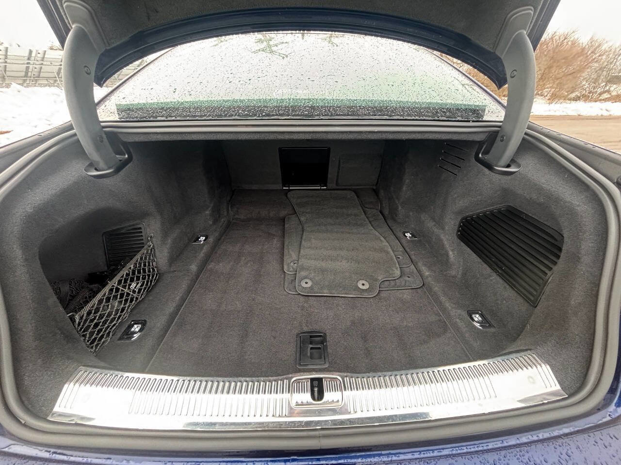 Used 2020 Audi A8 L 4.0T w/ Executive Package image 20