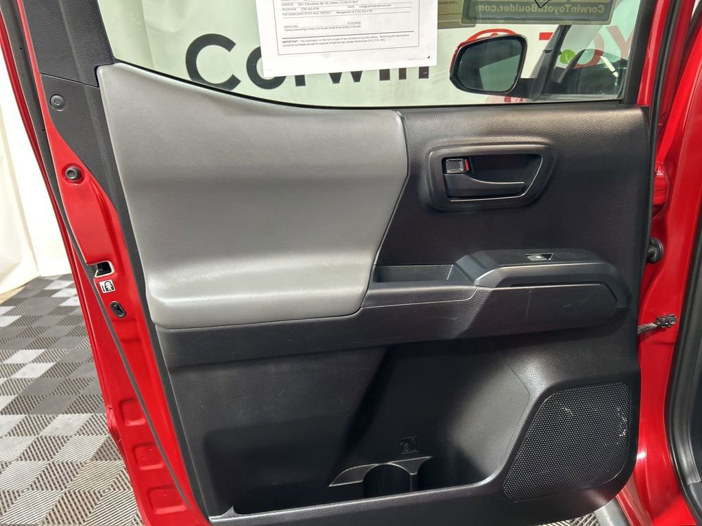 Used 2019 Toyota Tacoma SR w/ SR Convenience Package image 15