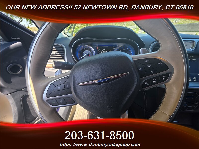 Used 2017 Chrysler 300 C Platinum w/ Safetytec Plus Group AWD/4WD image 11