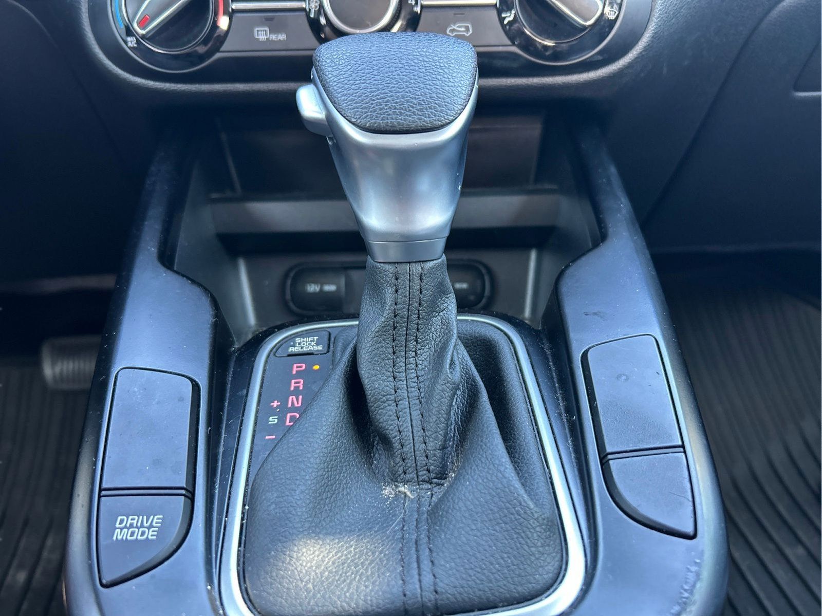 Used 2020 Kia Soul LX FWD image 17