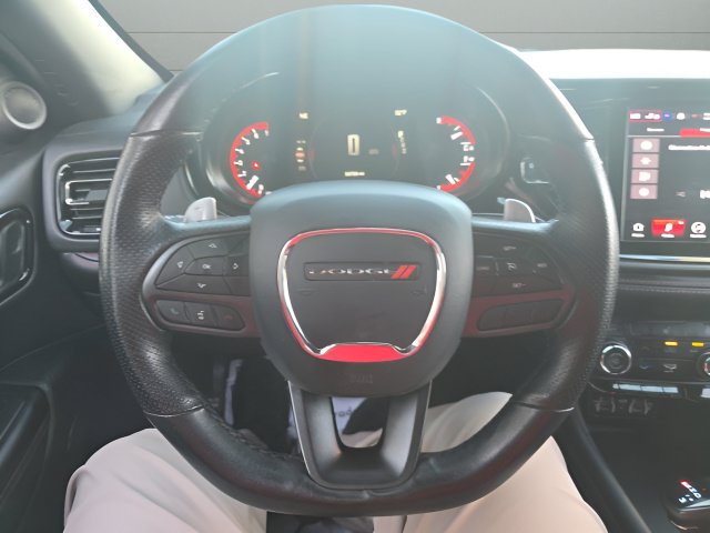 Used 2025 Dodge Durango GT AWD/4WD image 15