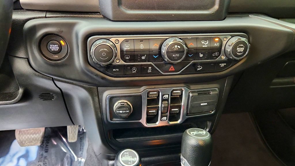 Used 2019 Jeep Wrangler Unlimited Sport S AWD/4WD image 16