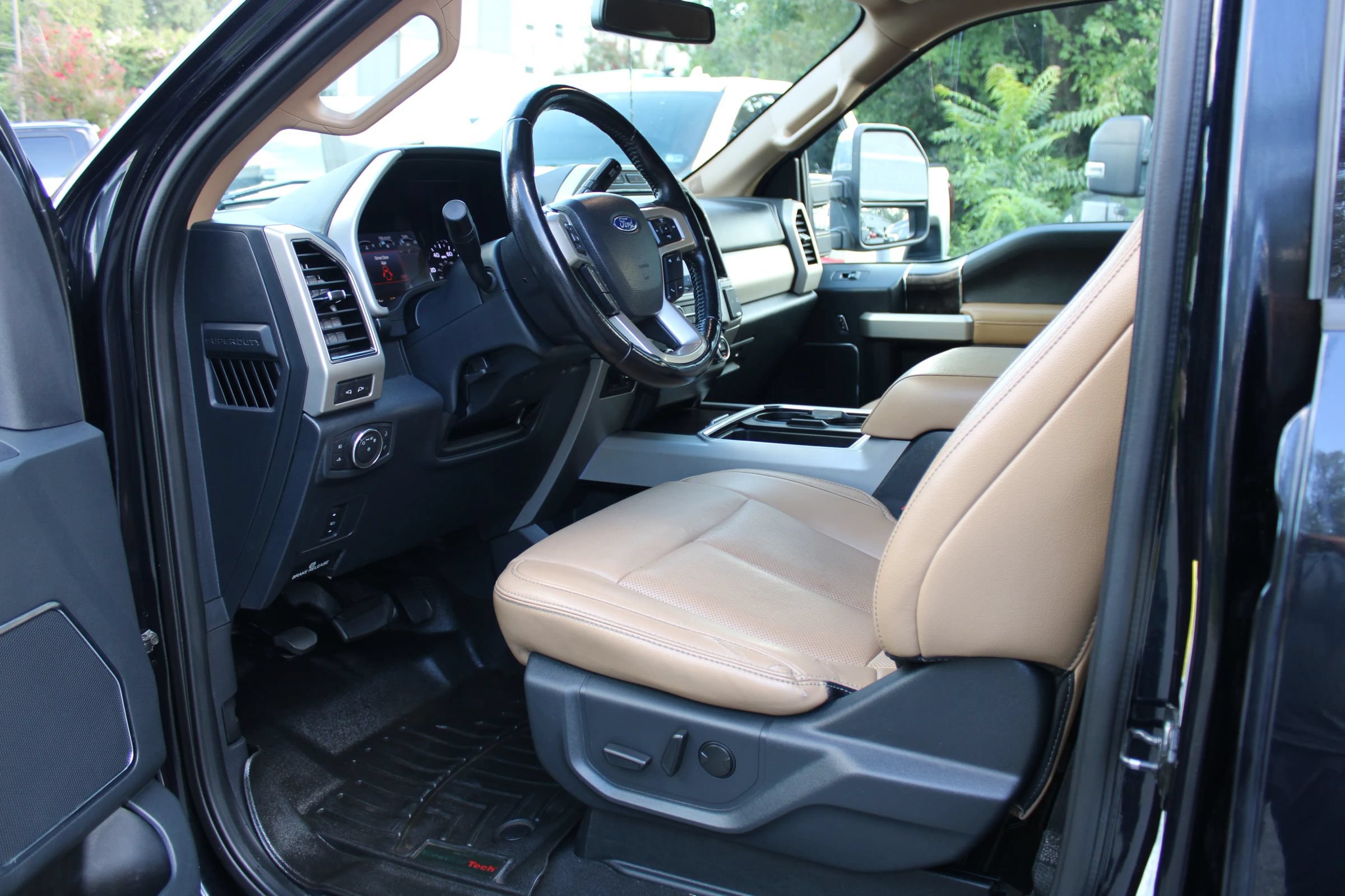 Used 2022 Ford F250 Lariat w/ Chrome Package AWD/4WD image 19