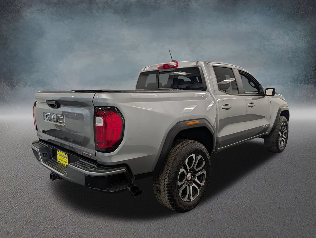 Used 2024 GMC Canyon AT4 w/ Technology Package AWD/4WD image 4