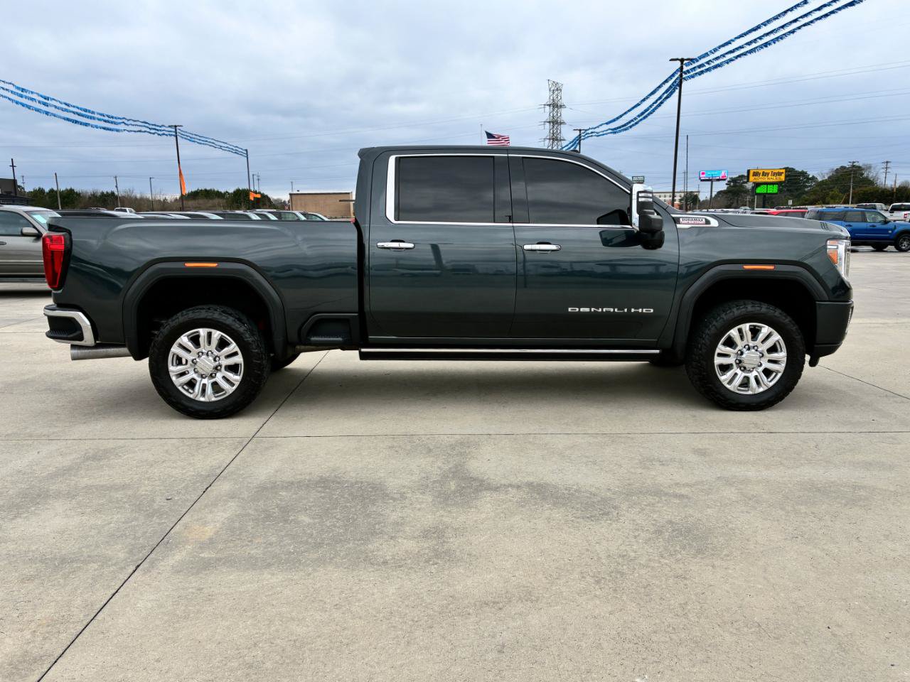 Used 2023 GMC Sierra 2500 Denali w/ Denali Ultimate Package AWD/4WD image 5