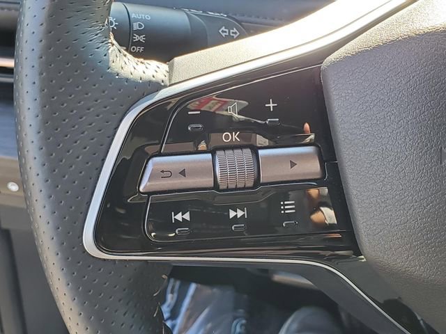 Certified 2023 Nissan Ariya AWD image 20