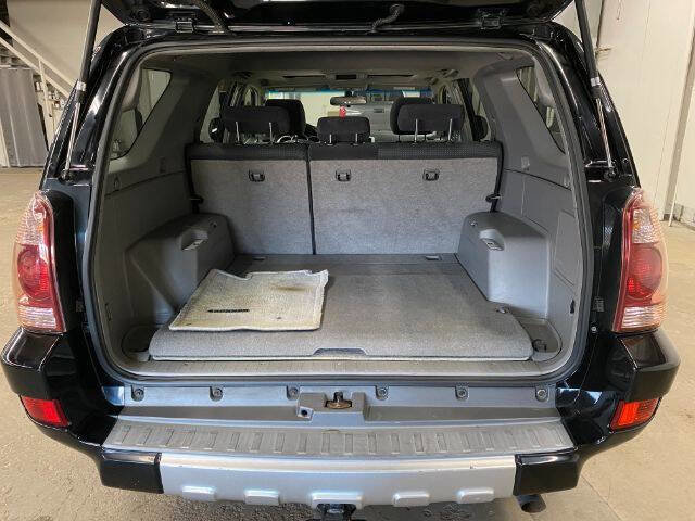 Used 2005 Toyota 4Runner SR5 image 17