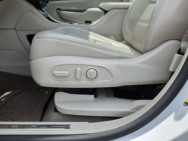 Used 2020 GMC Acadia Denali w/ Trailering Package FWD image 14