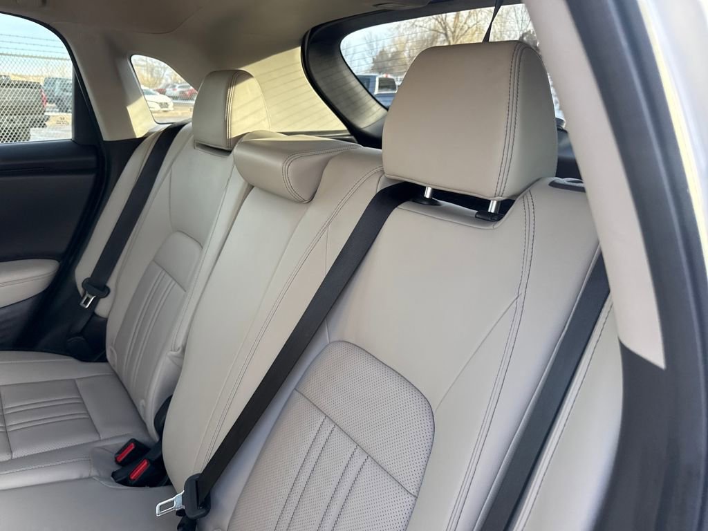 Used 2023 Honda HR-V EX-L image 18