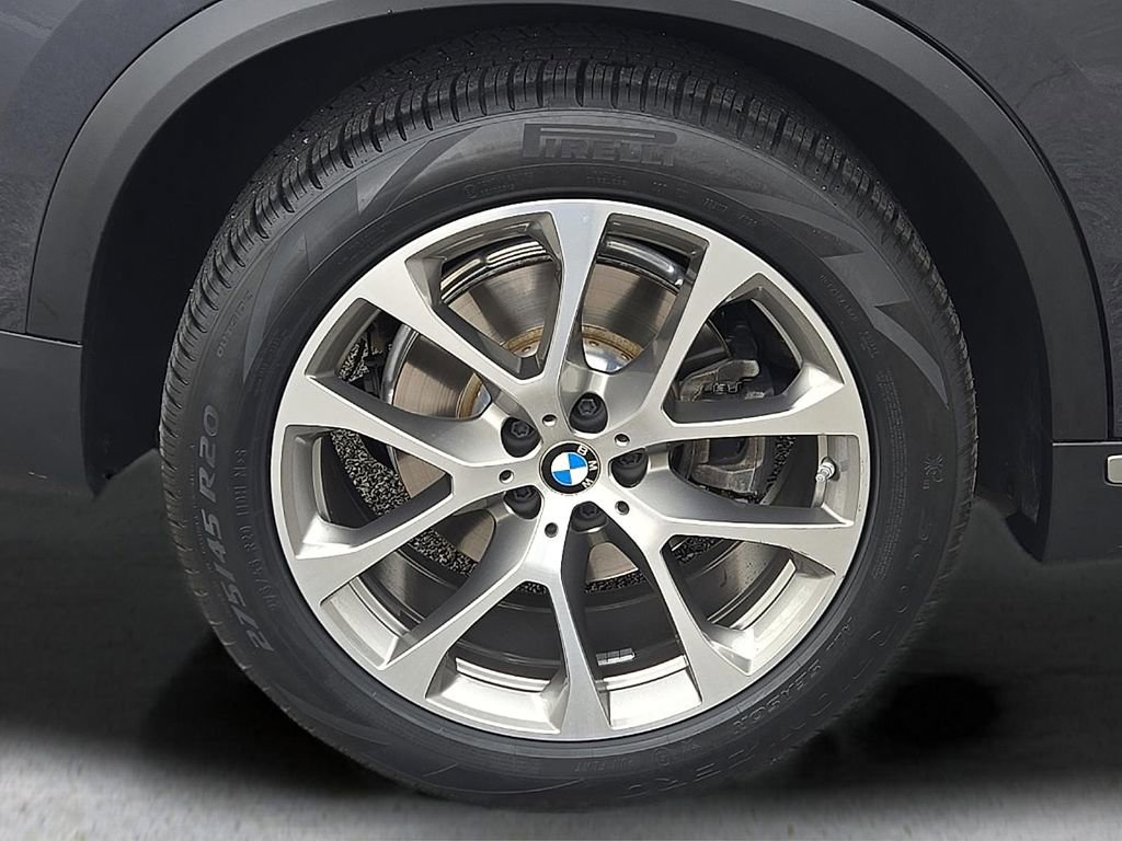 Used 2021 BMW X5 xDrive40i w/ Executive Package image 8