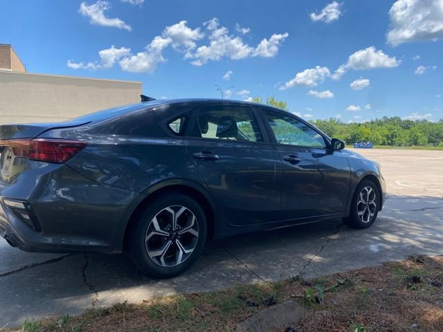 Used 2019 Kia Forte LXS FWD image 4