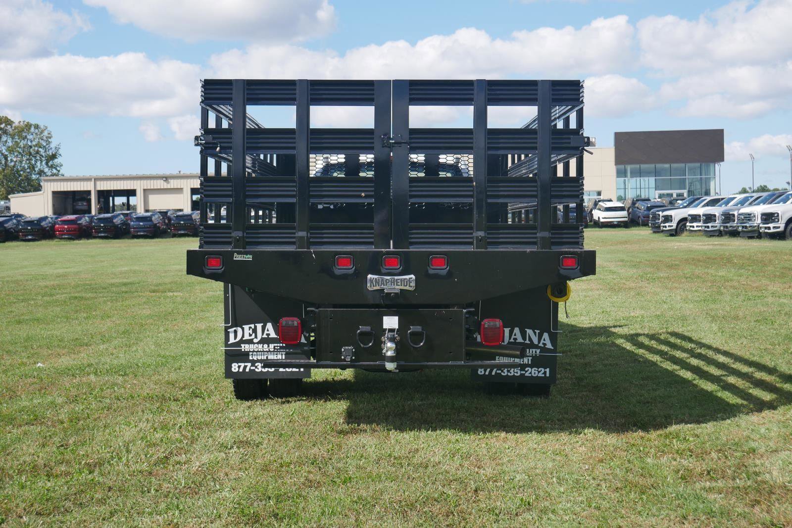 New 2025 Ford F550 2WD Regular Cab Super Duty image 9