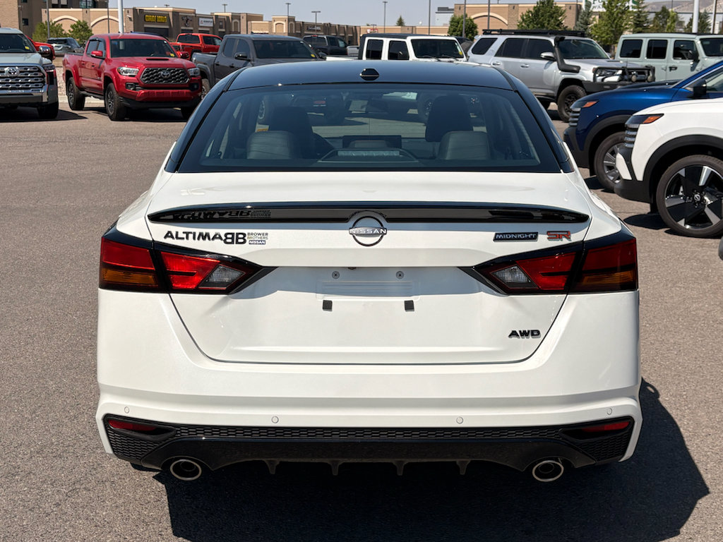 New 2026 Nissan Altima 2.5 SR w/ SR Midnight Edition Package AWD/4WD image 4