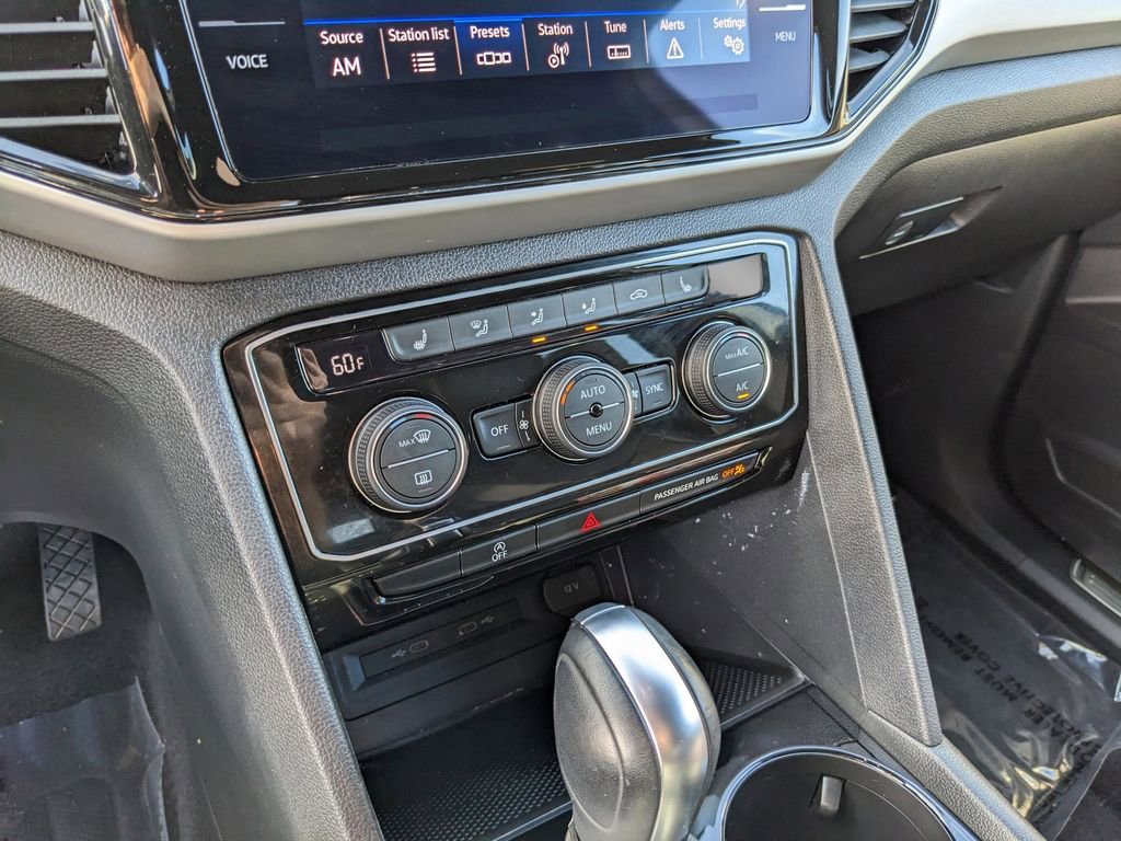 Used 2023 Volkswagen Atlas Cross Sport SE FWD image 23