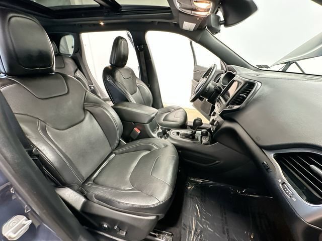 Used 2021 Jeep Cherokee Latitude Lux 80th Anniv w/ Quick Order Package 26U 80TH image 23