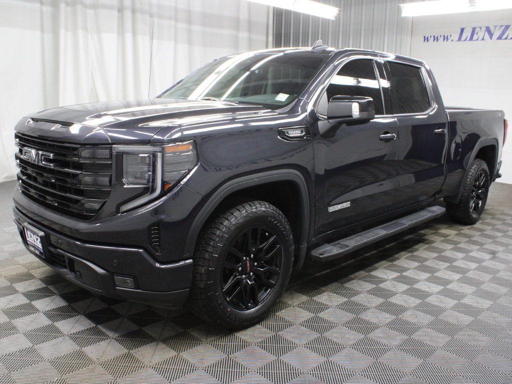 Used 2025 GMC Sierra 1500 Elevation w/ Elevation Premium Package AWD/4WD image 9