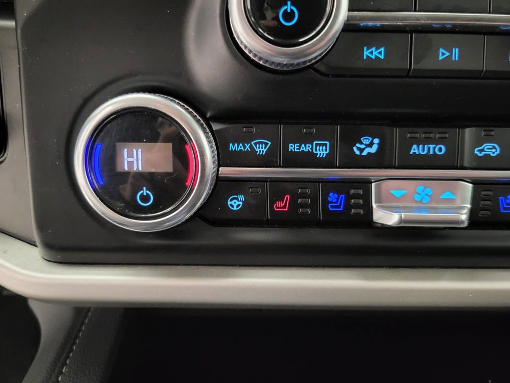 Used 2024 Ford Expedition Max XLT image 14