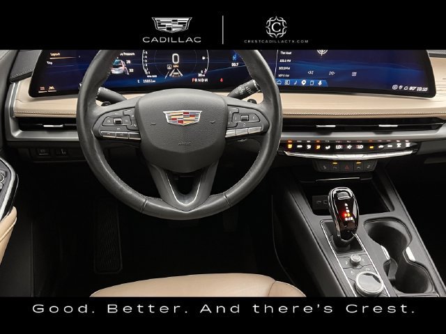 Used 2024 Cadillac XT4 Premium Luxury w/ Cold Weather Package FWD image 13