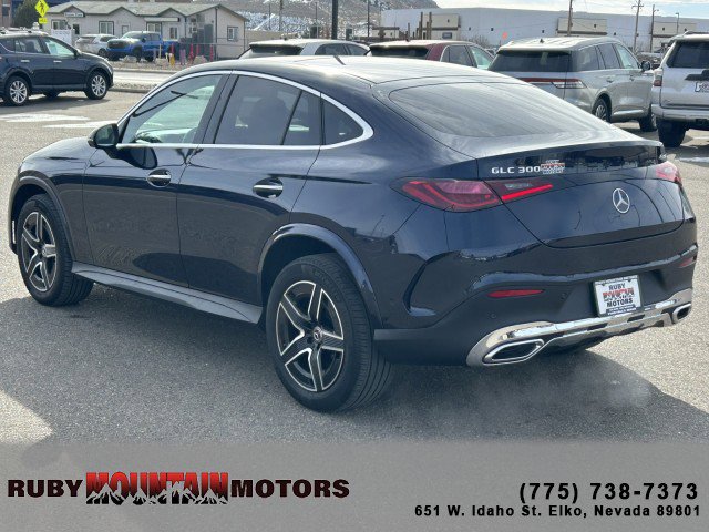 Used 2024 Mercedes-Benz GLC 300 4MATIC image 5