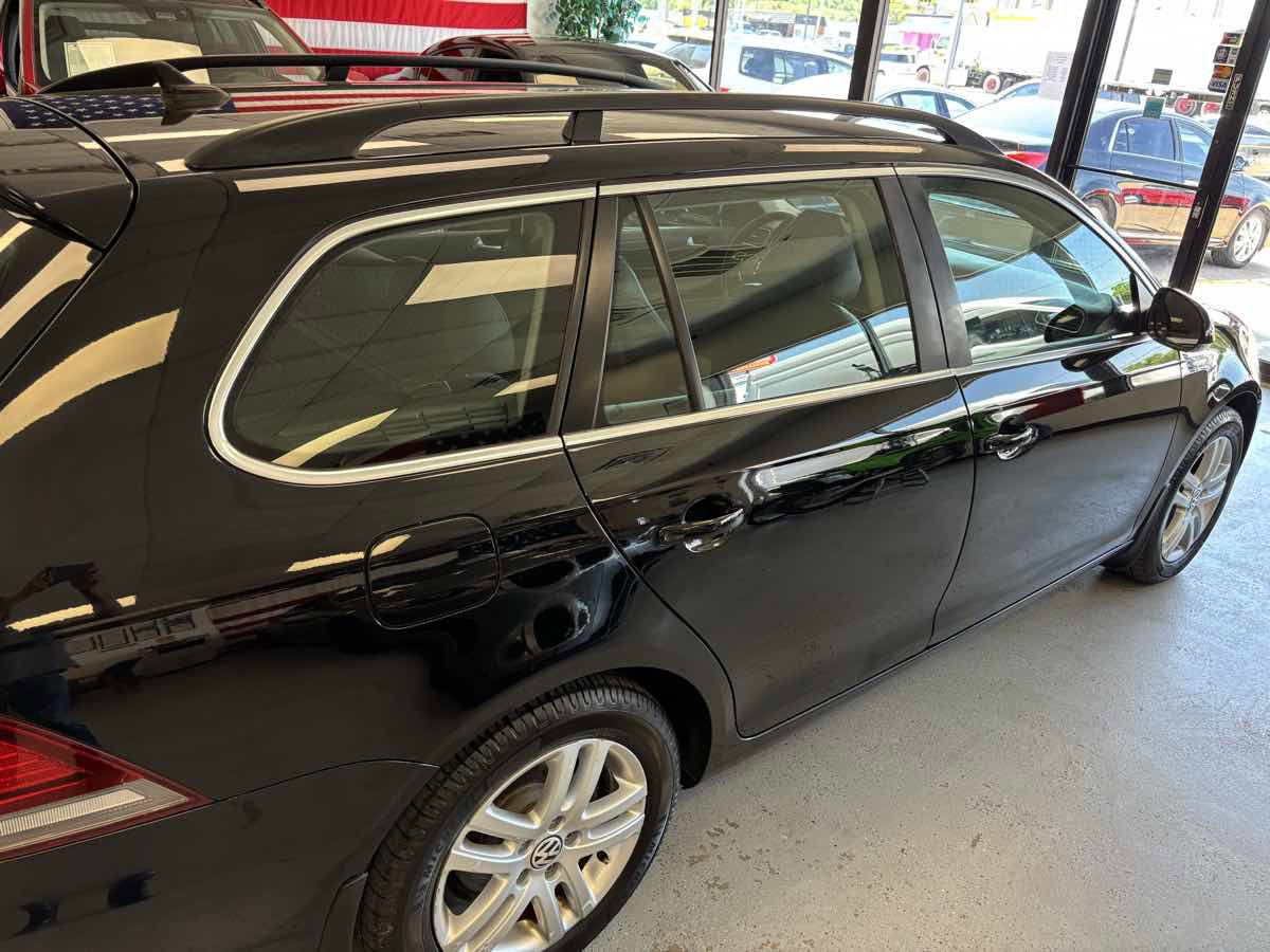 Used 2014 Volkswagen Jetta TDI image 12