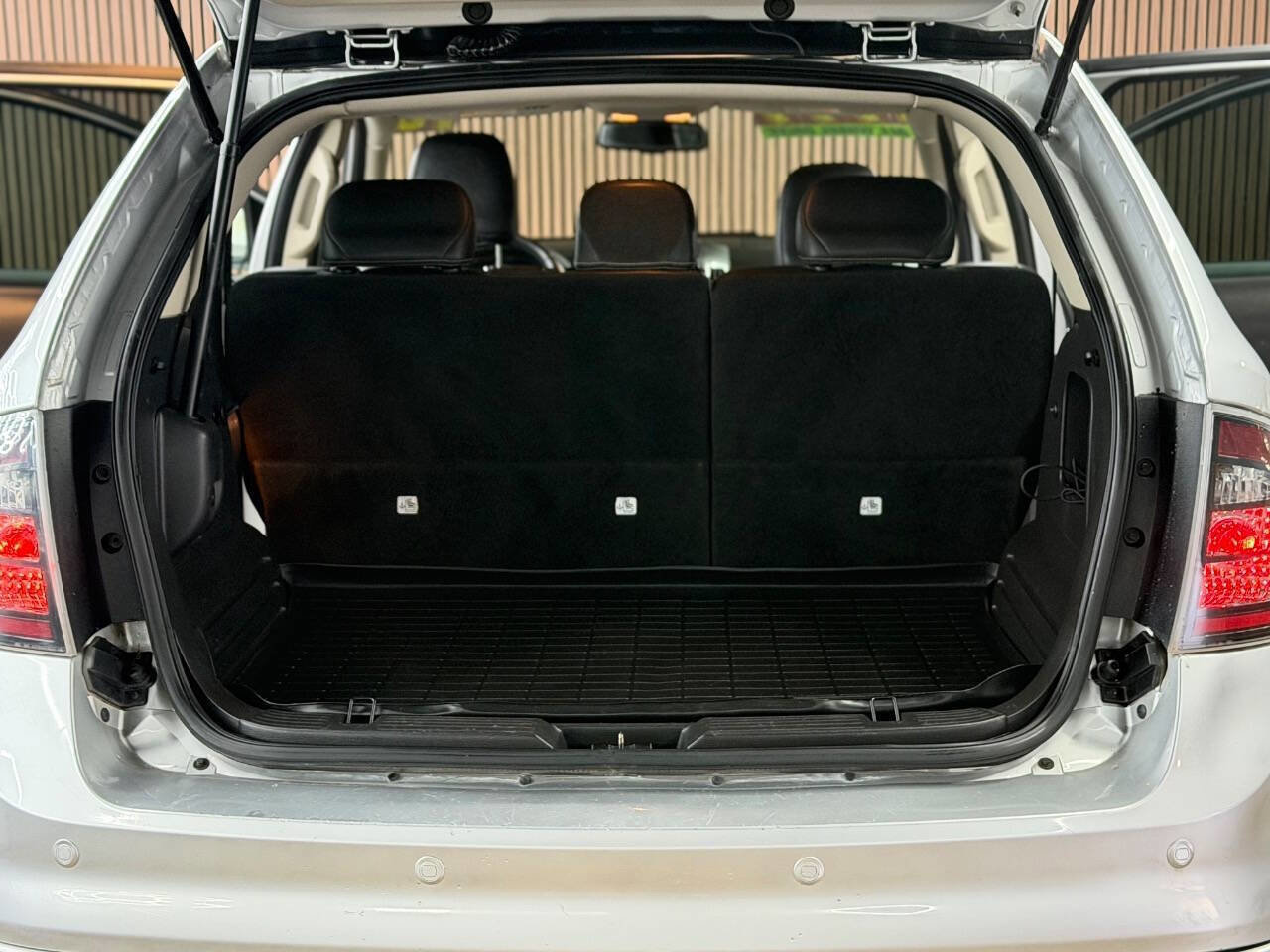 Used 2010 Ford Edge Sport image 10