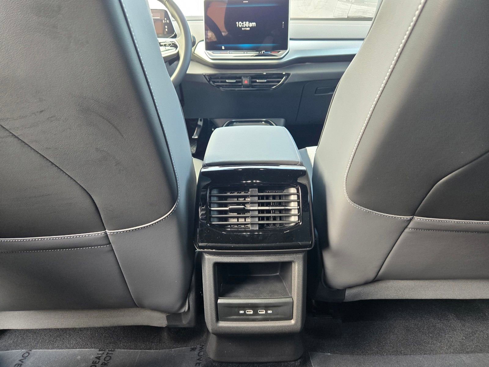 New 2026 Volkswagen ID.4 Pro image 8