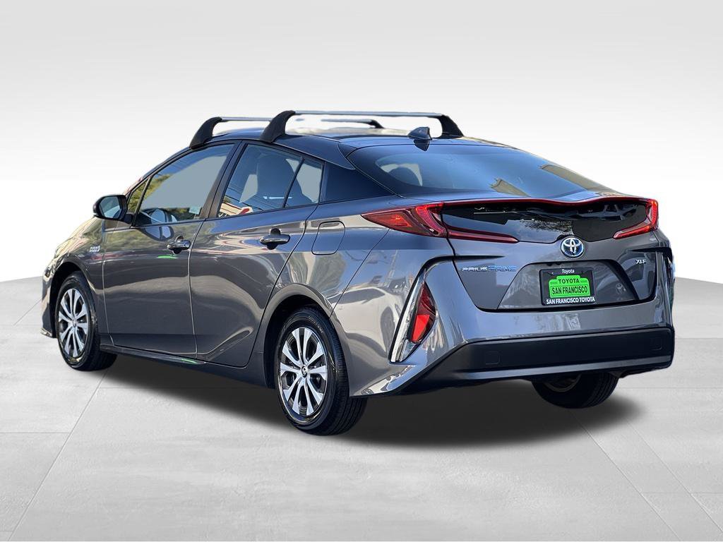 Certified 2022 Toyota Prius Prime XLE FWD image 3