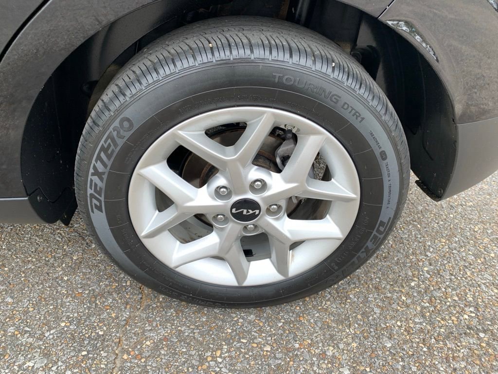 Used 2022 Kia Soul LX w/ Technology Package image 9