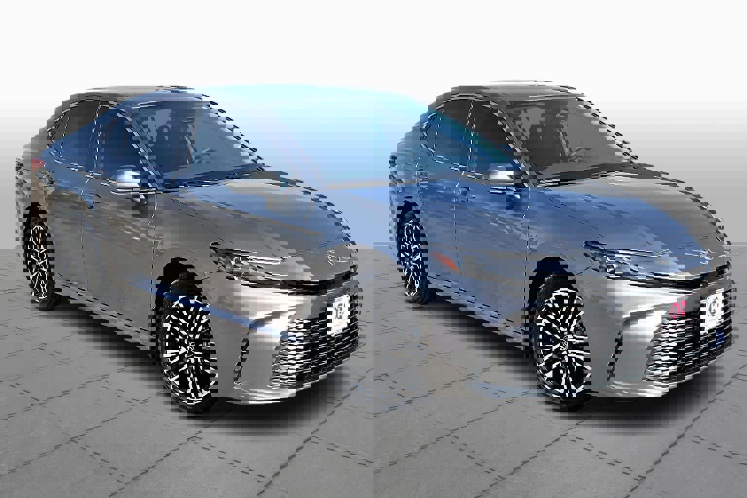 Used 2026 Toyota Camry XLE image 3