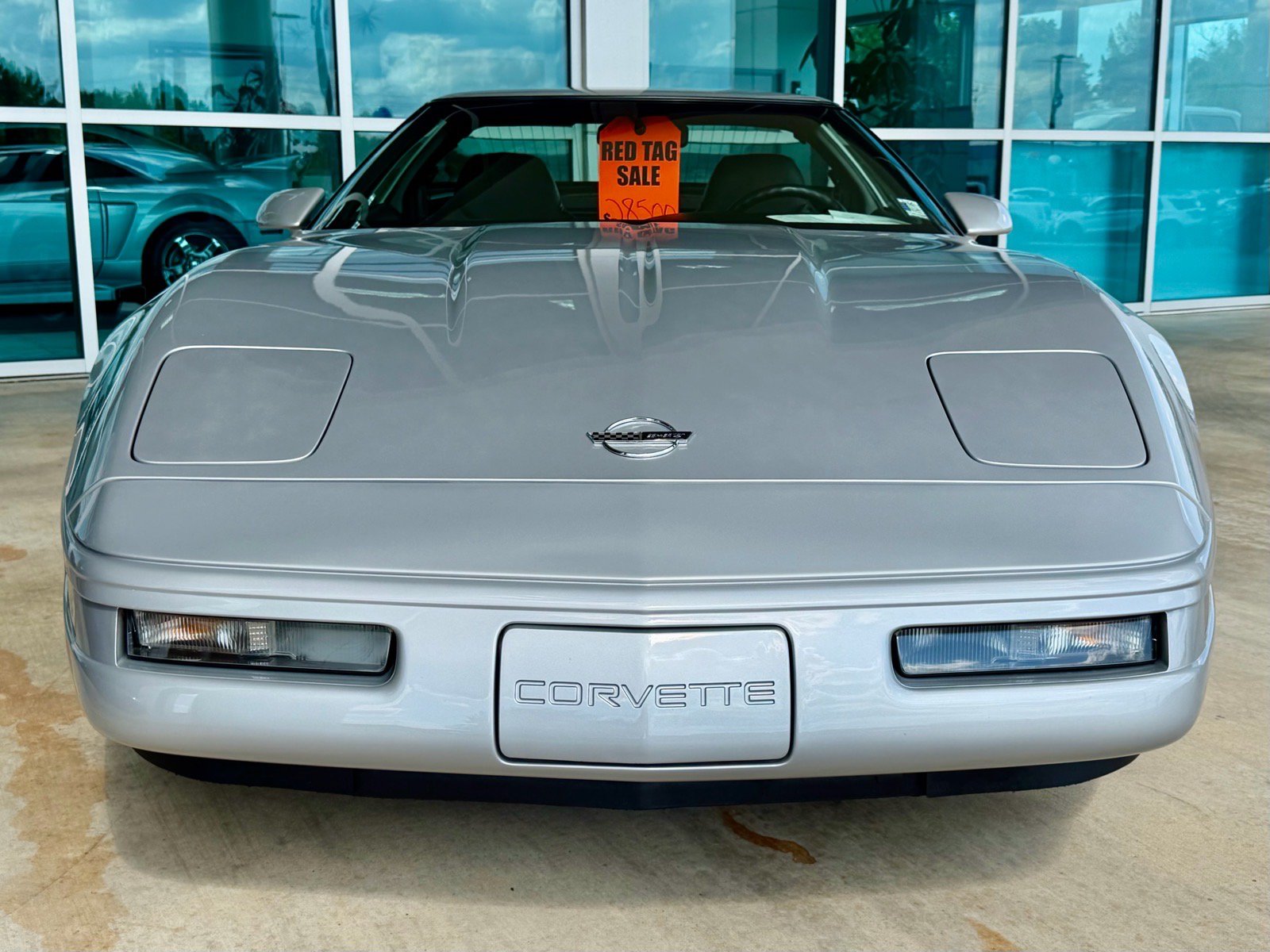 Used 1996 Chevrolet Corvette Coupe RWD image 3