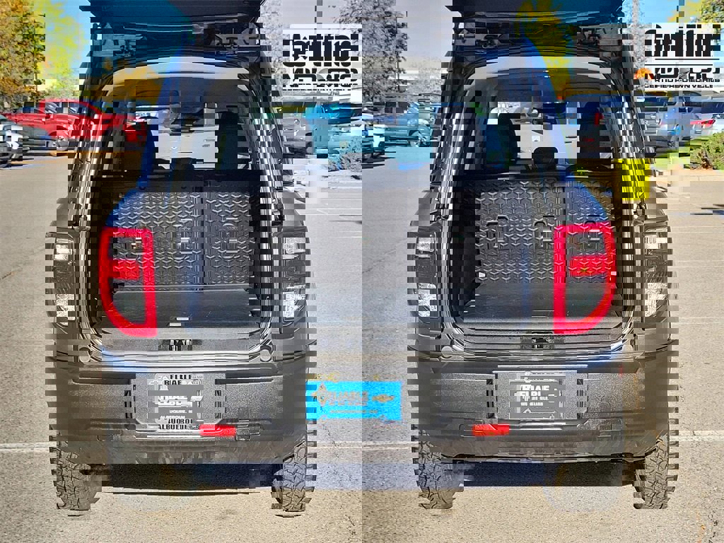 Used 2023 Ford Bronco Sport Badlands image 11