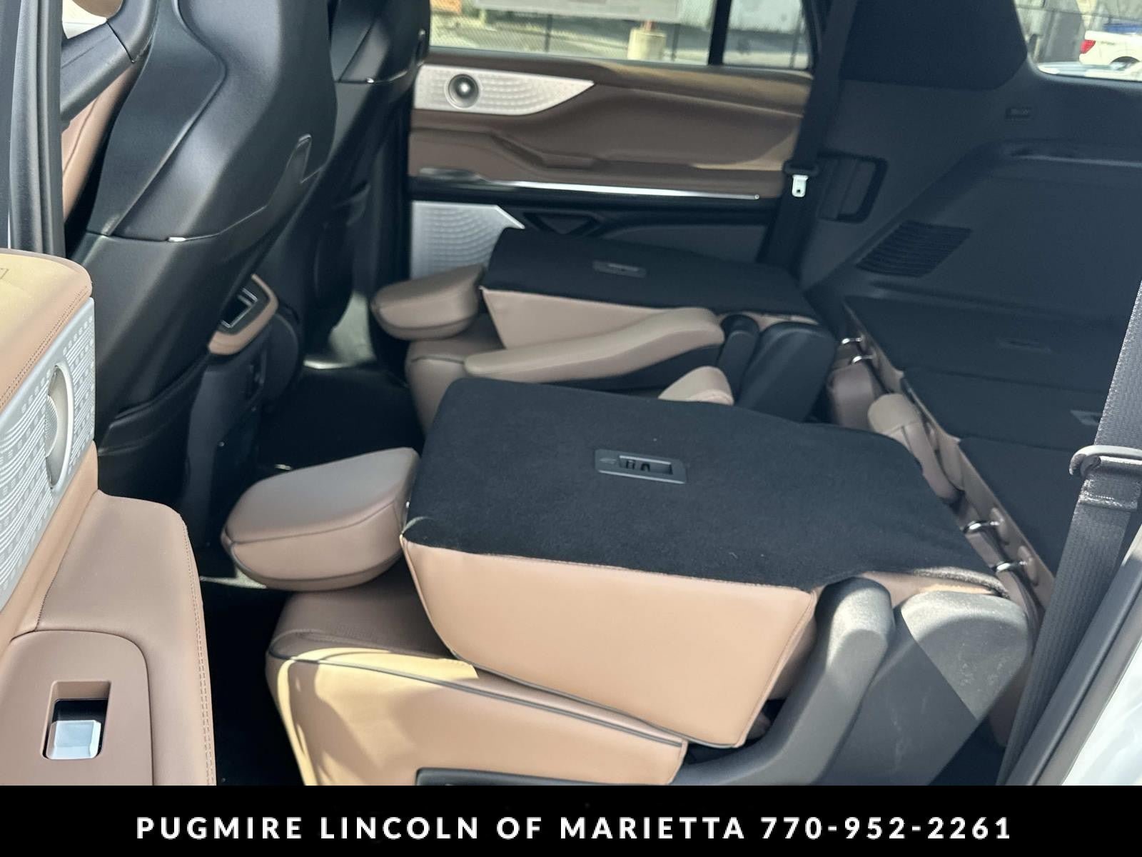 New 2027 Lincoln Navigator L Black Label AWD/4WD image 21