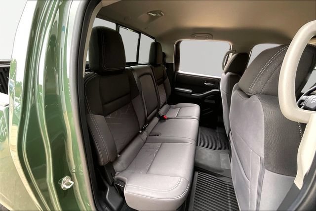 Used 2025 Nissan Frontier SV RWD image 16