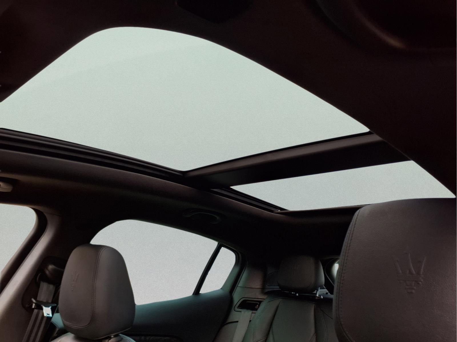 Used 2023 Maserati Grecale GT image 17