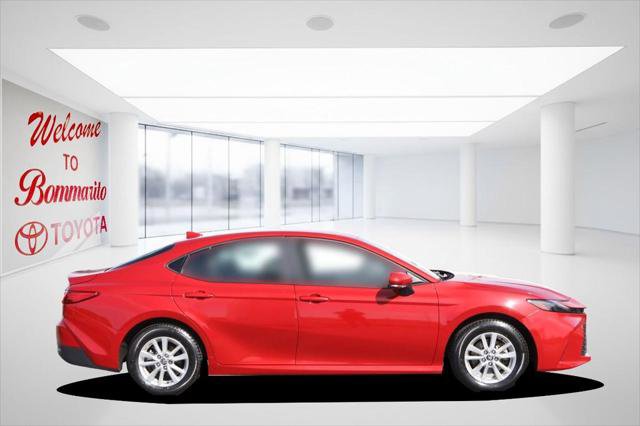 Certified 2025 Toyota Camry LE image 5