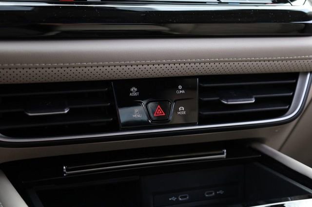 New 2026 Volkswagen Atlas SE image 15